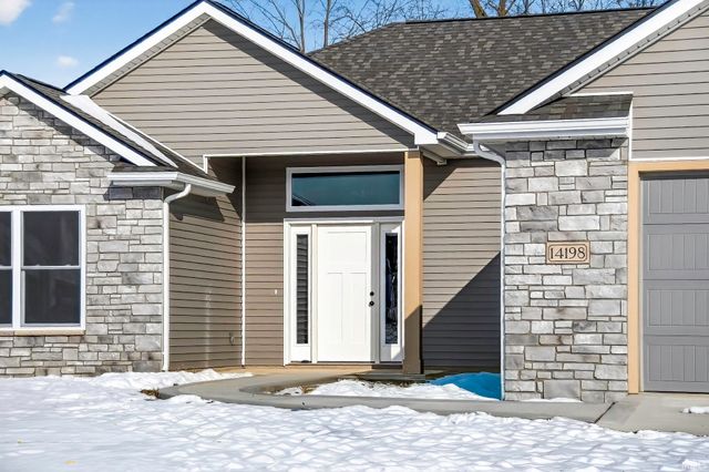 14198 Escondida Cove, Fort Wayne, IN 46845