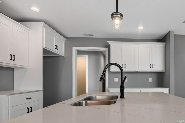 14198 Escondida Cove, Fort Wayne, IN 46845