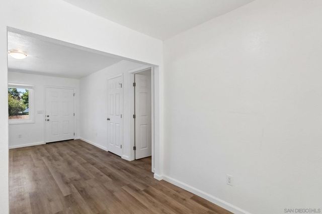 8717 Carribean Way, Santee, CA 92071