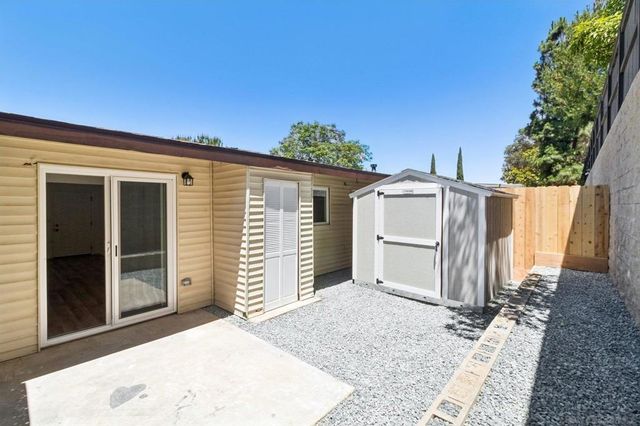 8717 Carribean Way, Santee, CA 92071