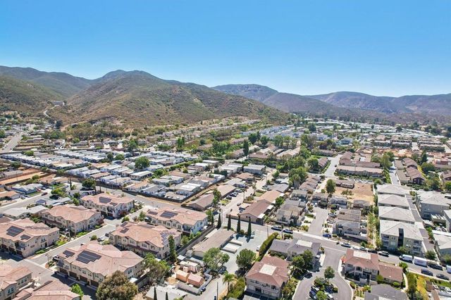 8717 Carribean Way, Santee, CA 92071
