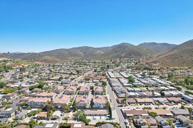 8717 Carribean Way, Santee, CA 92071