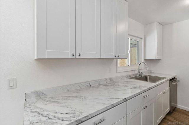 8717 Carribean Way, Santee, CA 92071