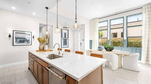 2021 Harmony Gardens Street, Las Vegas, NV 89138