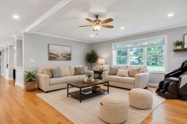 38 Concord Rd, Billerica, MA 01821