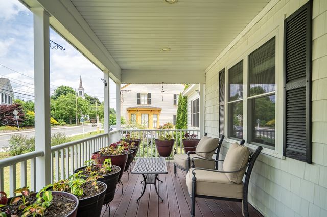38 Concord Rd, Billerica, MA 01821