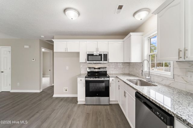 2228 E Boiling Spring Road, Southport, NC 28461