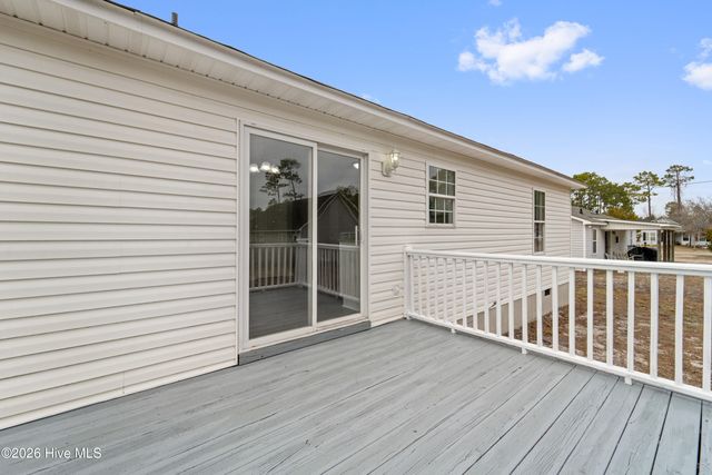 2228 E Boiling Spring Road, Southport, NC 28461