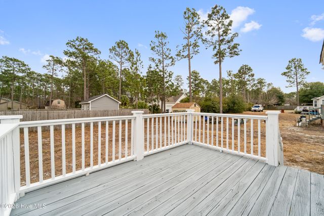 2228 E Boiling Spring Road, Southport, NC 28461