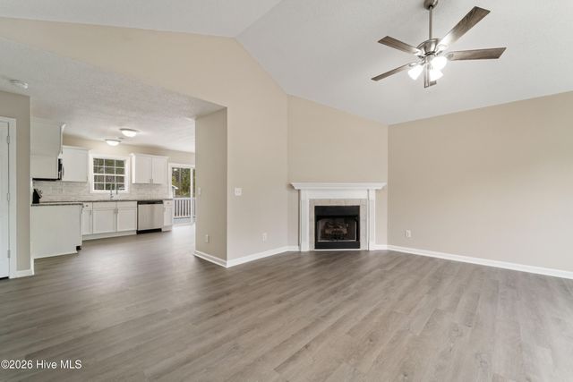 2228 E Boiling Spring Road, Southport, NC 28461