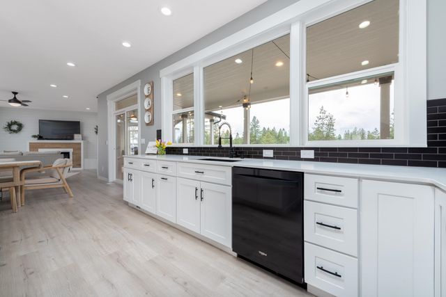 5125 N Ellie Ln, Spokane, WA 99217