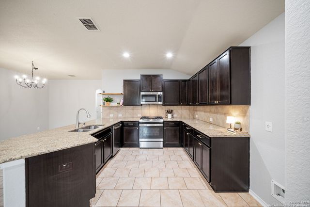 2631 Indian Forest, San Antonio, TX 78244