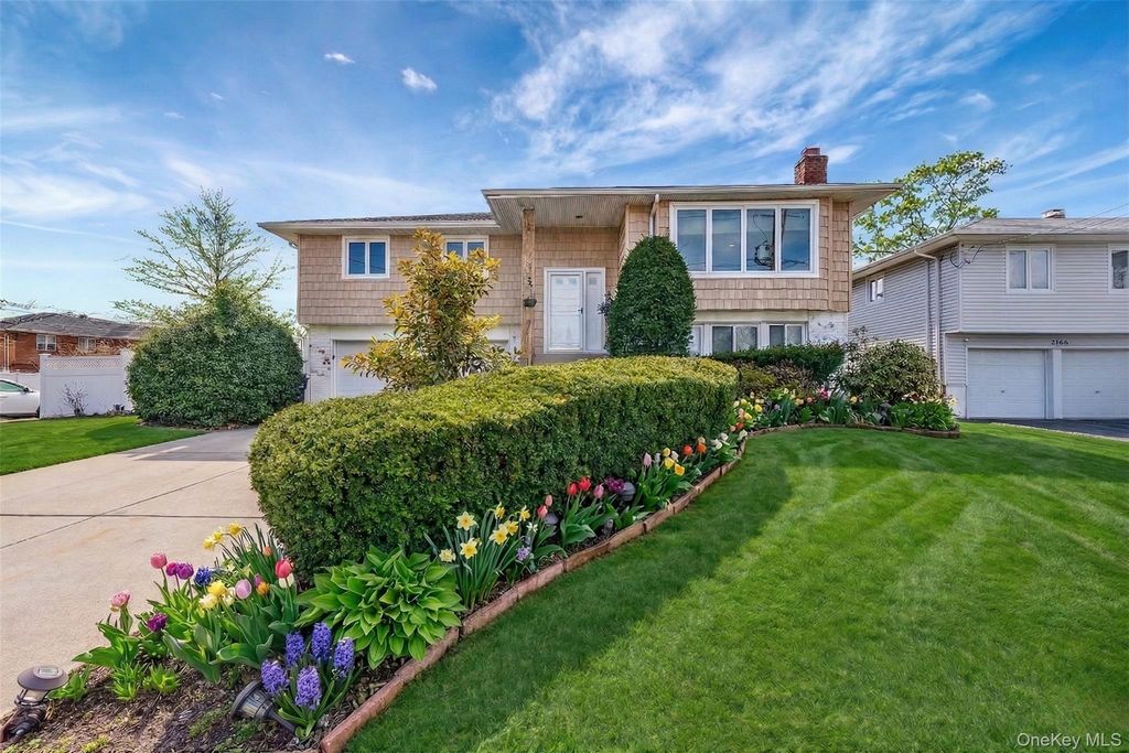 2175 Legion Street, Bellmore, NY 11710