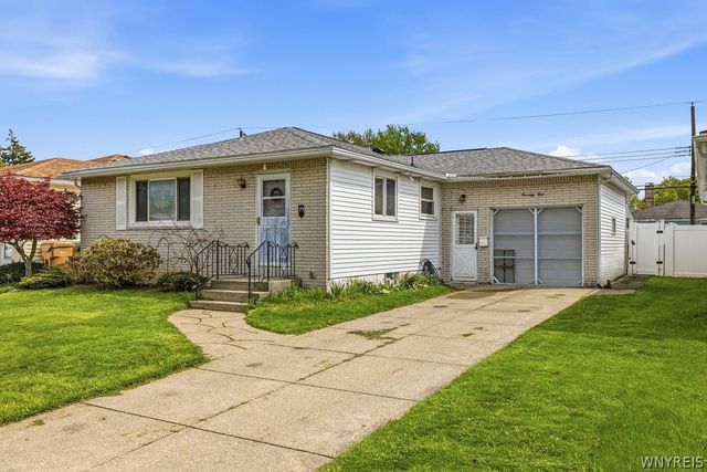 71 East Cherbourg Drive, Cheektowaga, NY 14227