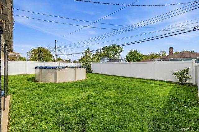 71 East Cherbourg Drive, Cheektowaga, NY 14227
