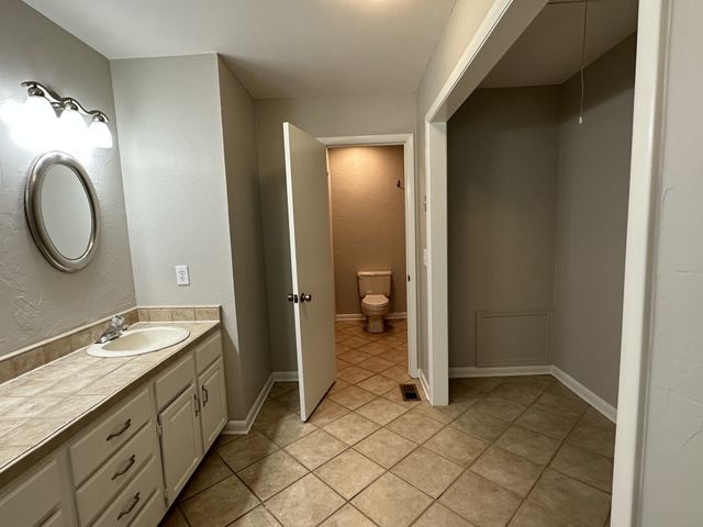 523 Belle Pointe Ct, Nashville, TN 37221