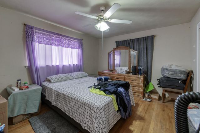 1055 E Dinuba Avenue, Reedley, CA 93654