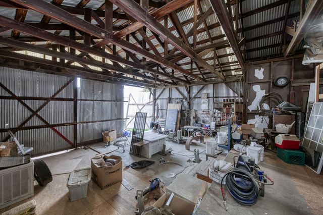 1055 E Dinuba Avenue, Reedley, CA 93654