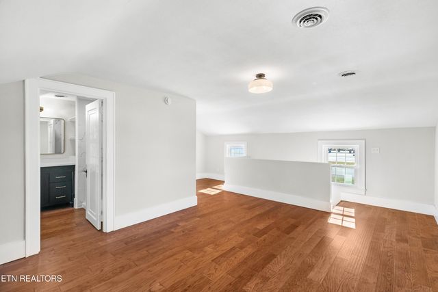 814 E Jefferson St, Jefferson City, TN 37760