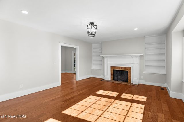 814 E Jefferson St, Jefferson City, TN 37760