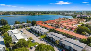 20760 NE 4th Ct 102, Miami, FL 33179