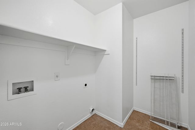 5211 N 104TH Drive, Glendale, AZ 85307