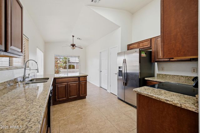 5211 N 104TH Drive, Glendale, AZ 85307