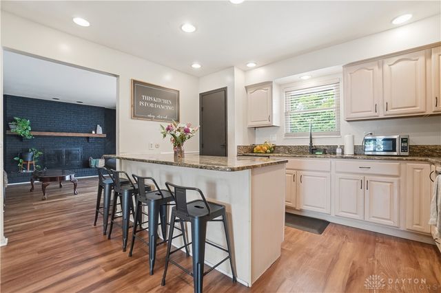 6541 Fallwood Circle, Clayton, OH 45322
