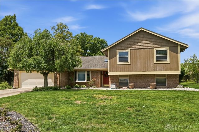 6541 Fallwood Circle, Clayton, OH 45322