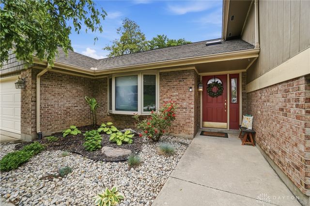 6541 Fallwood Circle, Clayton, OH 45322
