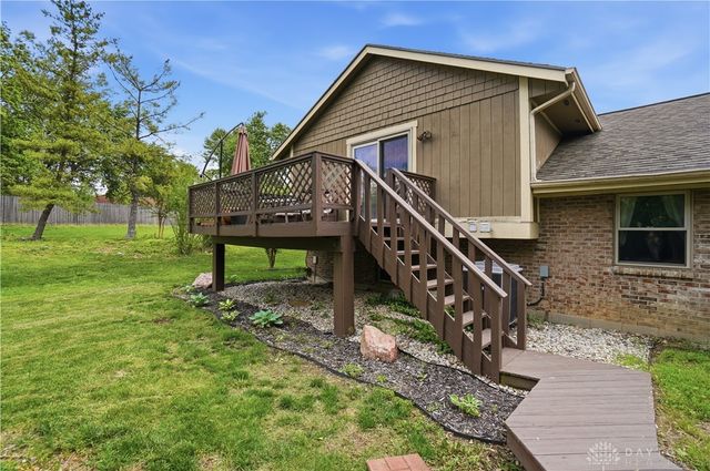 6541 Fallwood Circle, Clayton, OH 45322