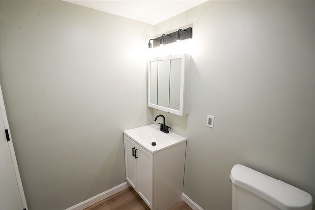 366 main Street 101, Warren, RI 02885