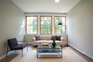 366 main Street 101, Warren, RI 02885