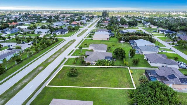 1821 Savona Pkwy W, Cape Coral, FL 33914