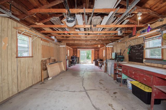 1215 13th Street N, Moorhead, MN 56560