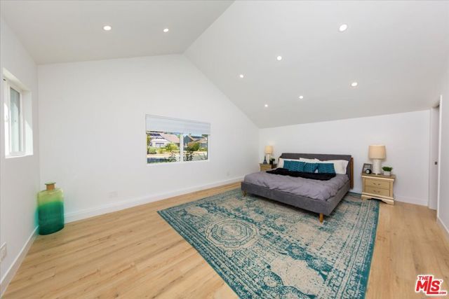 5822 Saloma, Van Nuys (los Angeles), CA 91411