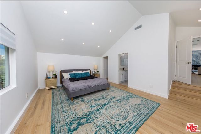 5822 Saloma, Van Nuys (los Angeles), CA 91411