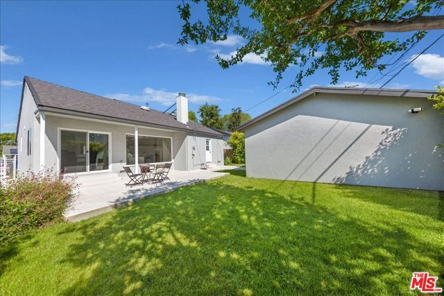 5822 Saloma, Van Nuys (los Angeles), CA 91411