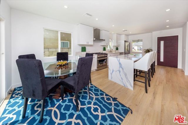 5822 Saloma, Van Nuys (los Angeles), CA 91411