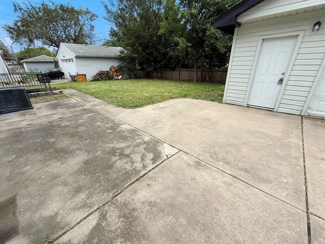 2517 Campbell Street, Joliet, IL 60435