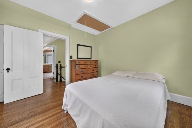 4 Allen Place, Melrose, MA 02176