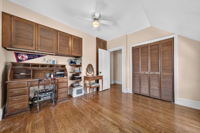 4 Allen Place, Melrose, MA 02176