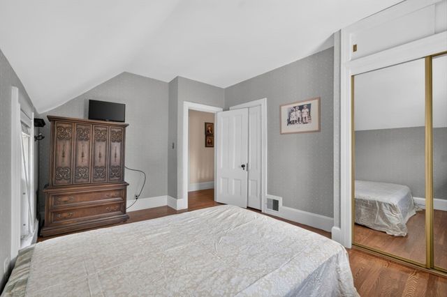 4 Allen Place, Melrose, MA 02176