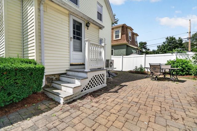 4 Allen Place, Melrose, MA 02176