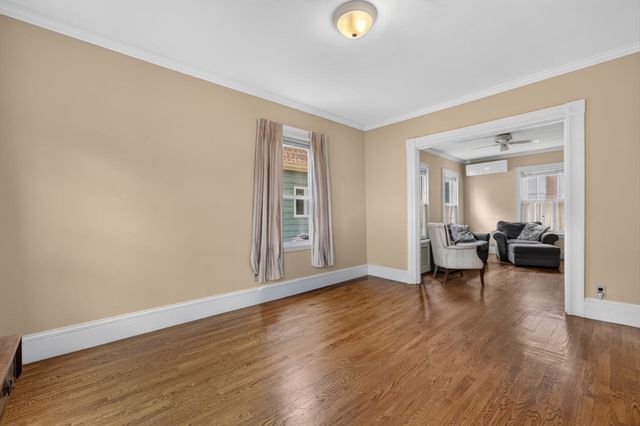 4 Allen Place, Melrose, MA 02176