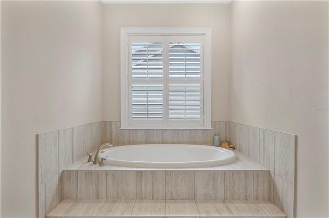 875 ASHTON OAKS CIRCLE, Lakeland, FL 33813