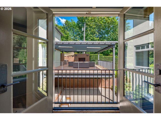 5020 Sw HUMPHREY Blvd, Portland, OR 97221