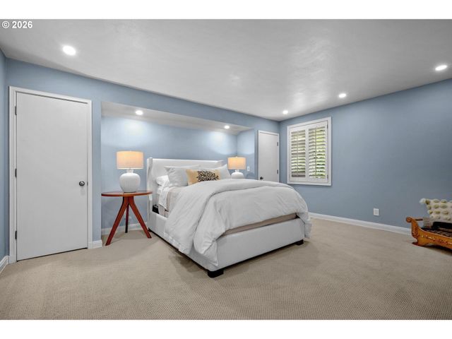 5020 Sw HUMPHREY Blvd, Portland, OR 97221