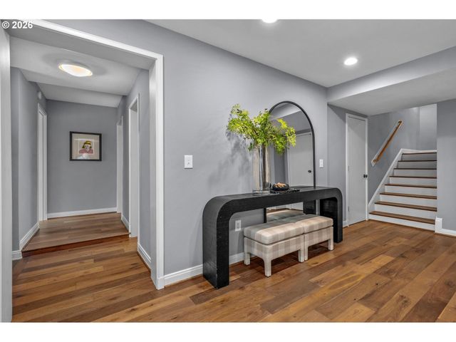 5020 Sw HUMPHREY Blvd, Portland, OR 97221