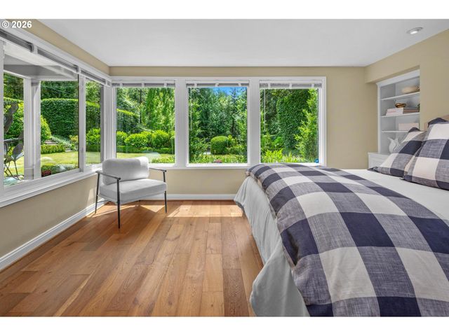 5020 Sw HUMPHREY Blvd, Portland, OR 97221
